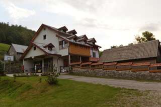 Кемпинги Camp Rabrenović Мойковац-2